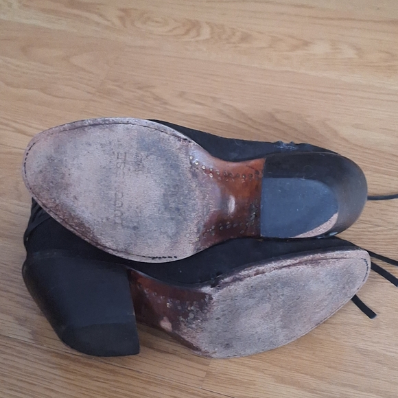 LUCCHESE Robyn Suede Ankle Bootie Boot Black 7.5 - Picture 10 of 16